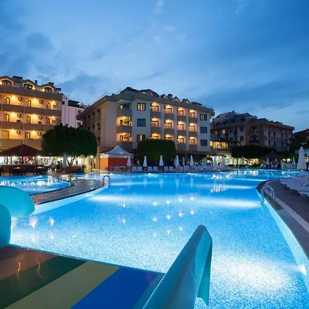 Grand Seker 4* Side