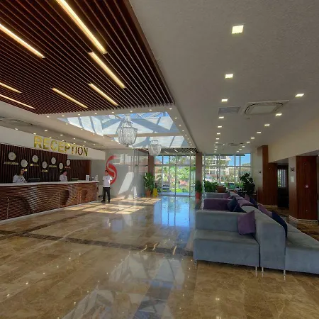 Grand Seker Hotel
